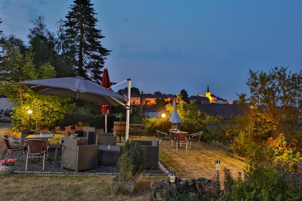 Hotel Saint Fiacre Bourscheid Exterior foto